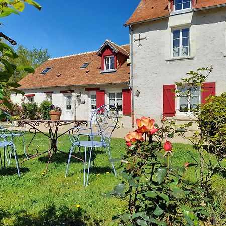 La Closerie De L'Aventure Cheverny Exteriör bild